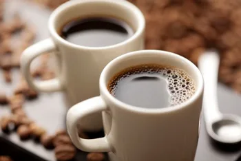 2-coffee-cups